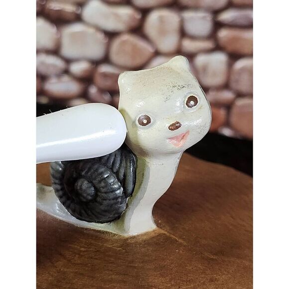 Vintage Rare Hand Painted Ceramic Cookie Jar Gnome Tree House W/ Snail Mushroom - Picture 10 of 14